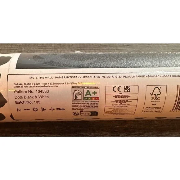 NEW Graham & Brown Dots Black White Wallpaper Polka Dot 104533 - Picture 6 of 7